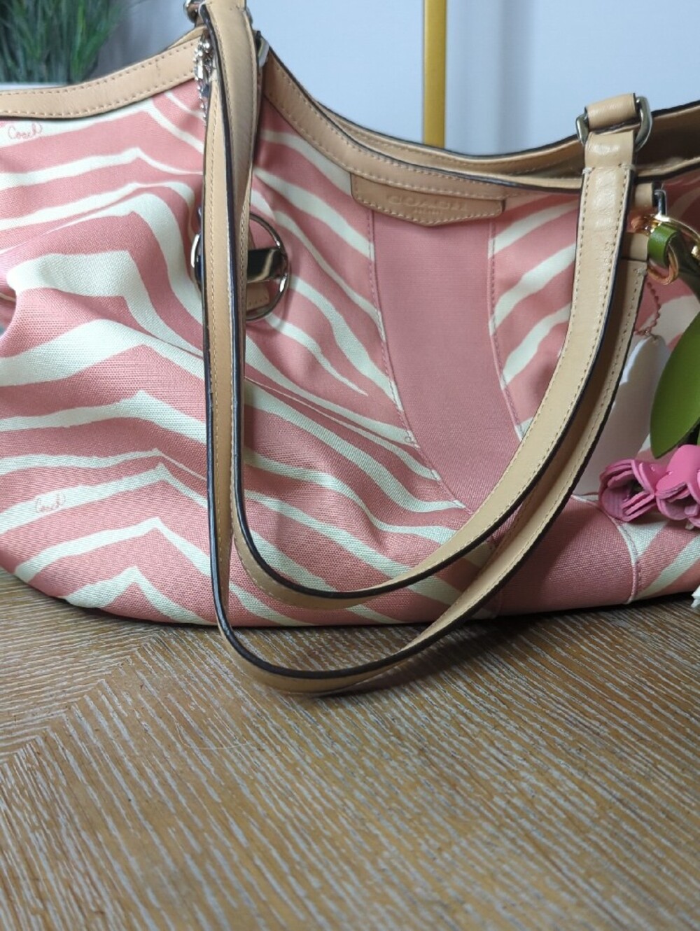 Coach 2013 Devin Zebra Stripe Shoulder Bag - Picture 8 of 9